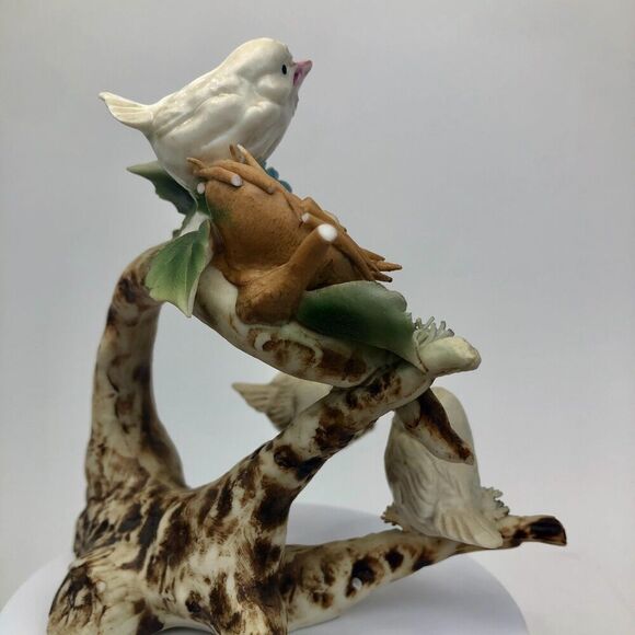 Capodimonte Italy Porcelain Mama Bird & Baby Birds Just Hatched Figurine 1980s - Picture 5 of 16